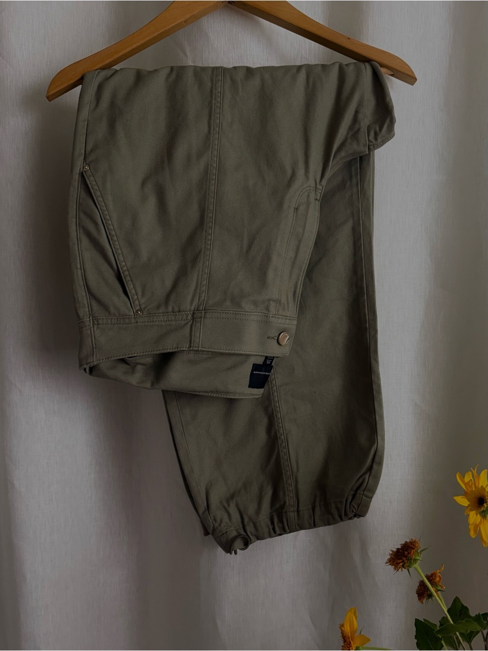 NWT WHBM Relaxed Ankle Pants 18L (Tall) Cacti Green Bungee Hem Utility Stretch
